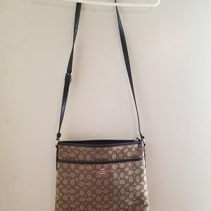 COACH CROSSBODY PURSE